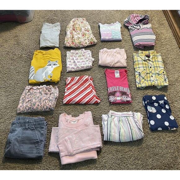 15pc Bundle Lot Girls Size 10/12 Clothes Pants Tops Oversized Tween Teen Shirts - Picture 2 of 16